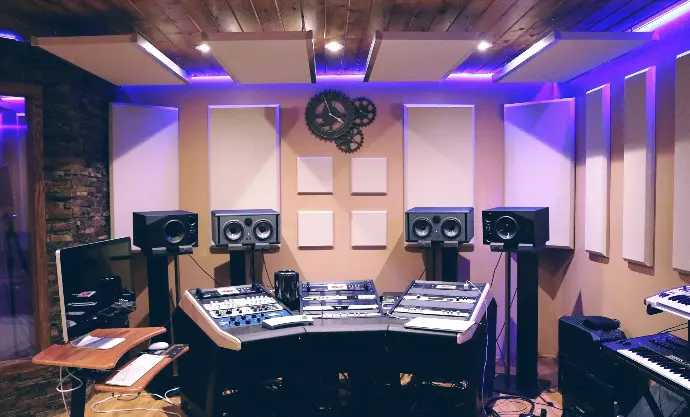 M.E.S Music - Studio
